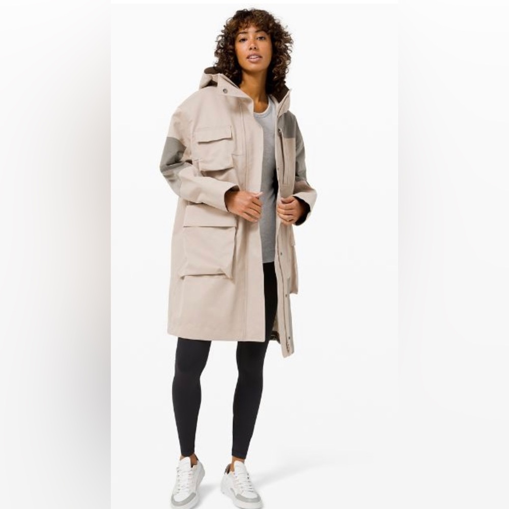 Lululemon Gathering Storm Jacket - Size 8